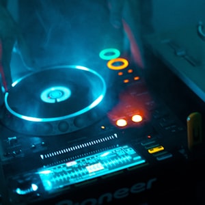 DJ小松2014-04 TrueCOLOR Exclusive 夜生活品牌冠军歌路